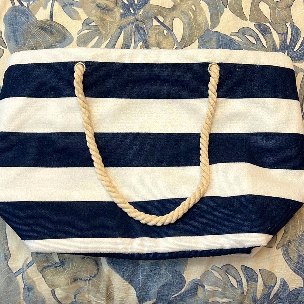 Terry Cloth and rope handle Beach Bag. Navy Blue and White. New but no tags